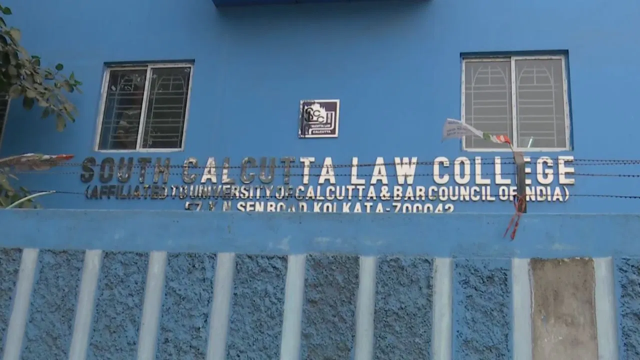 Kolkata law college guard helped Rapists, claims survivor!