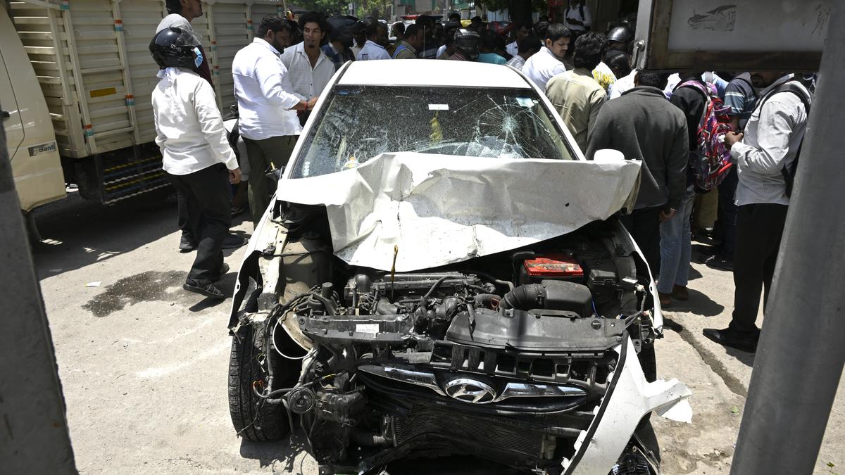 80-year-old booked for rash driving after crashing into vehicles in Hyderabad!