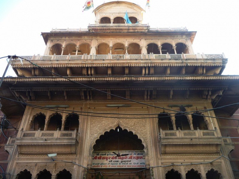 Supreme Court criticizes UP's role in Banke Bihari Temple dispute!