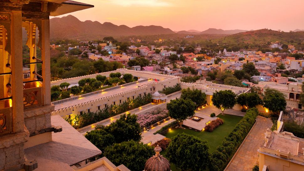You can actually sleep inside these 8 historic Indian Monuments!