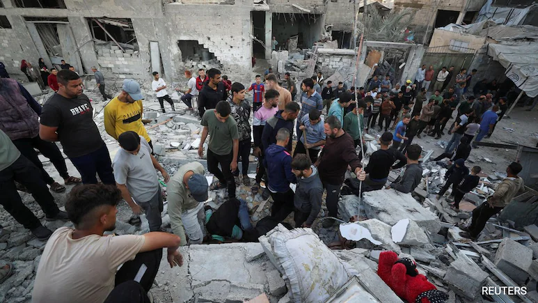 798 killed seeking aid in Gaza since May 27, most at U.S.-Israeli backed aid sites