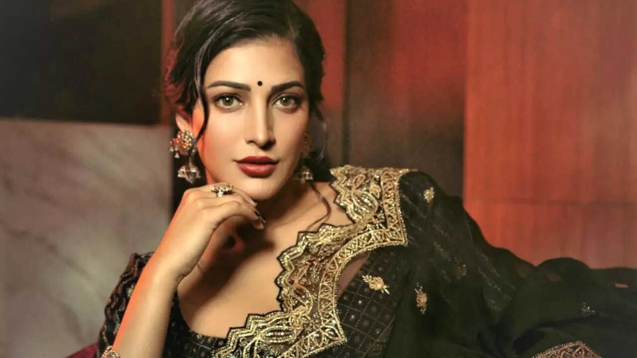 Want thick  glossy Hair like Shruti Haasan  Use this one Oil Tonight!