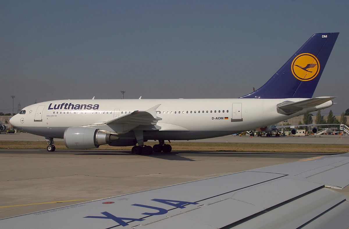 Lufthansa fined $4 Million for barring Jews in 2022