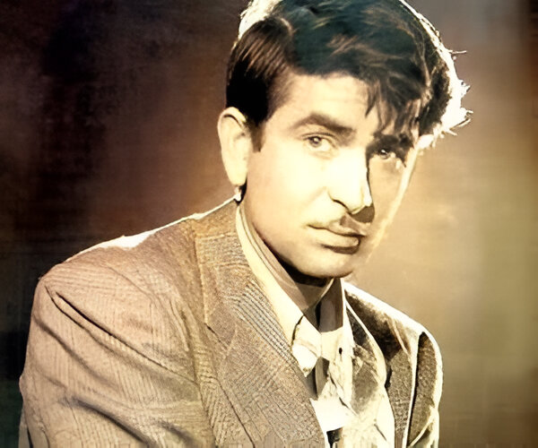 The Kapoor Khandan meets PM Modi to invite him to mark the 100 years of Raj Kapoor on Dec 14