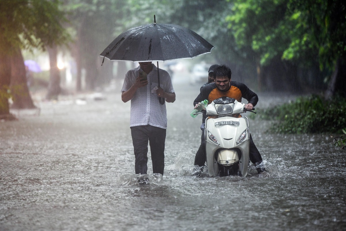 Rain turns deadly in UP: 18 dead in 24 hours, Chitrakoot worst-hit!