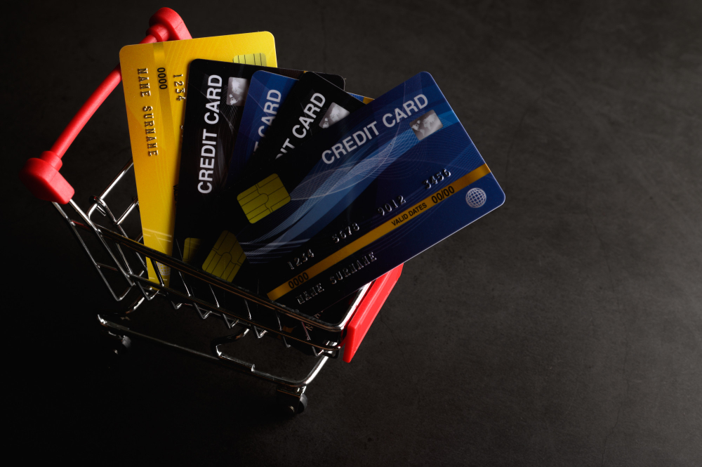 Top 5 lifetime free credit cards in India 2025: No fees, just smart savings!