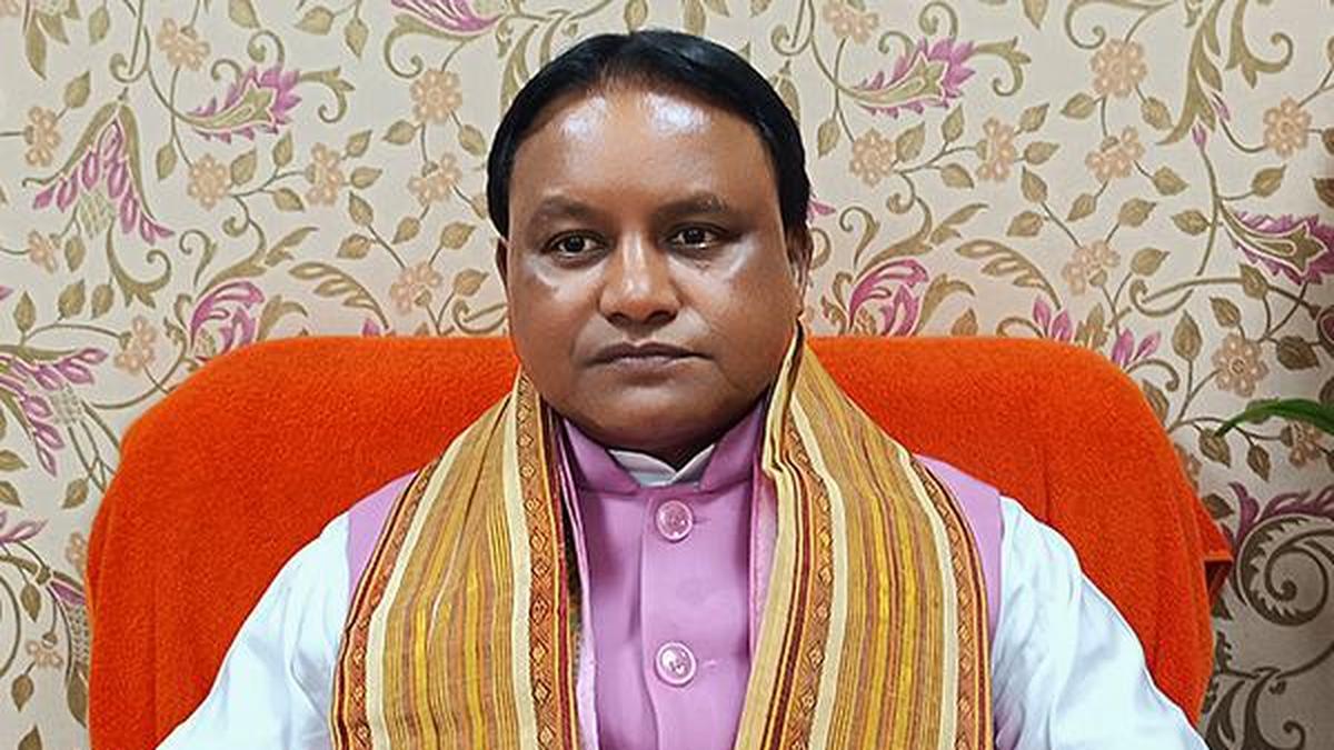 Chaos in Odisha: Bhadrak left offline amid communal clash aftermath!