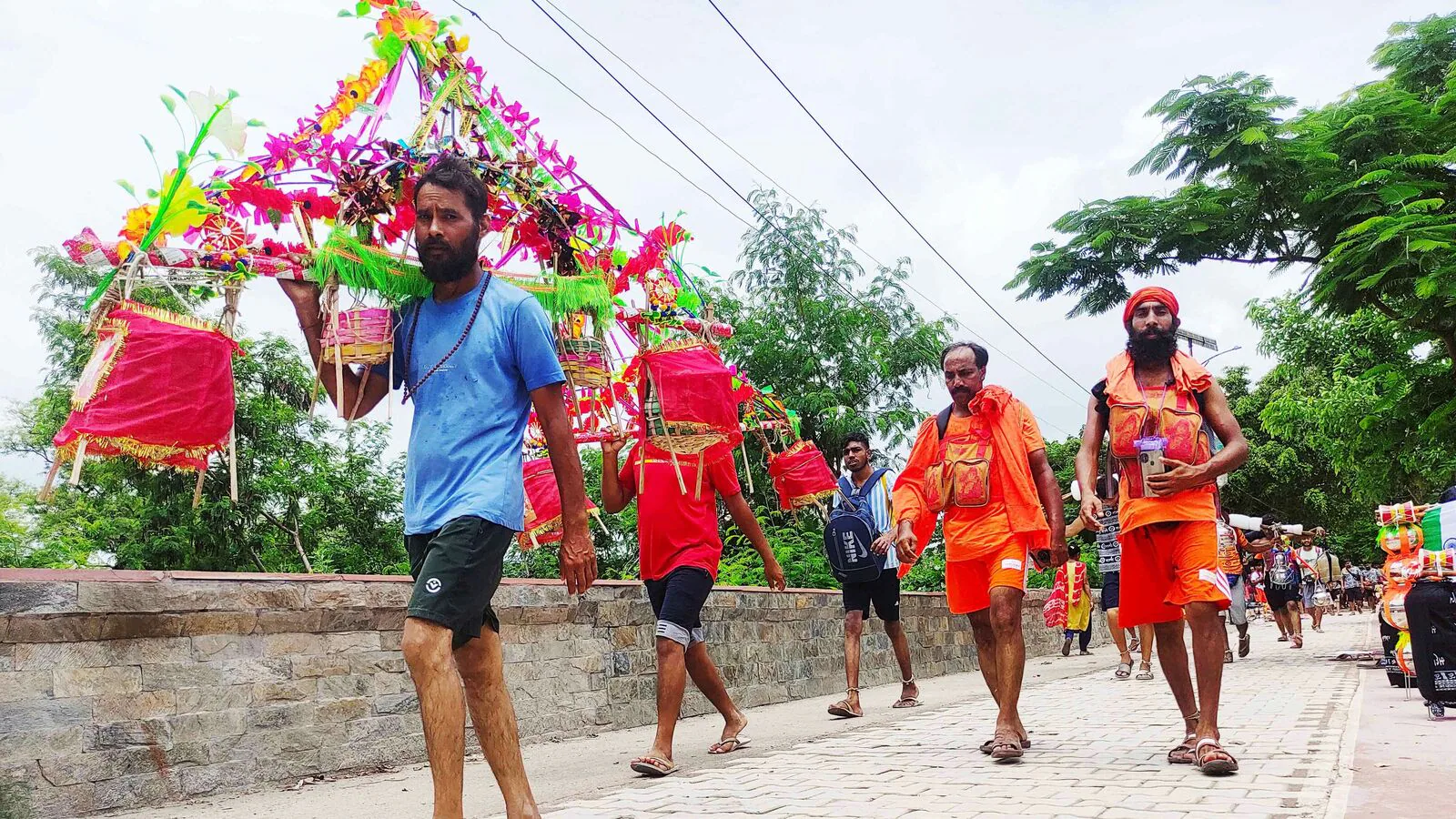UP schools shut from July 16 to 23 for Kanwar Yatra!