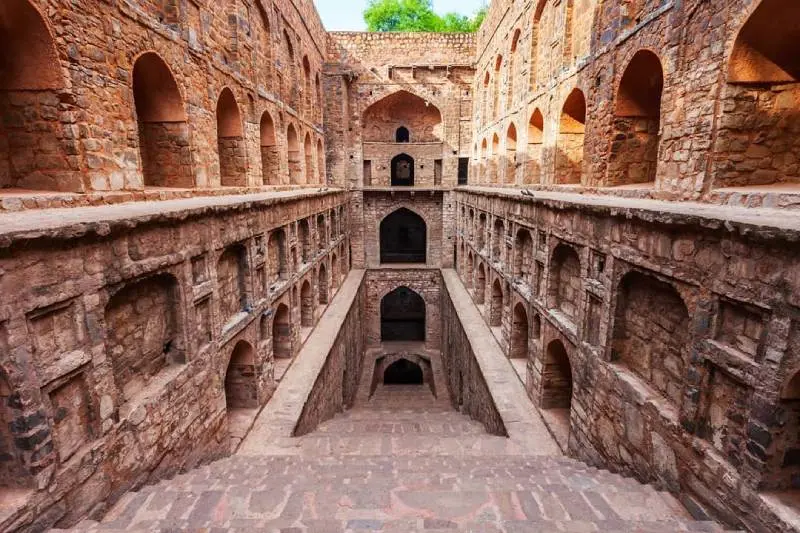 Don’t Visit These Delhi Places Alone!