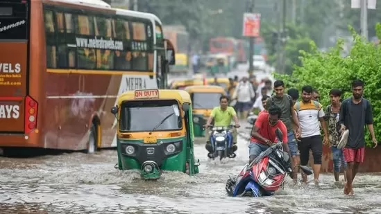 Red Alert: 100mm rain in an hour. Delhi hit hard by rare May storm.