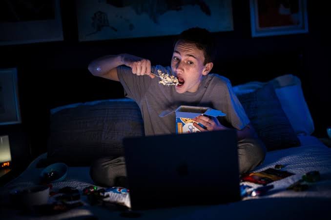 Your Hostel Room Is Why You Can't Sleep!