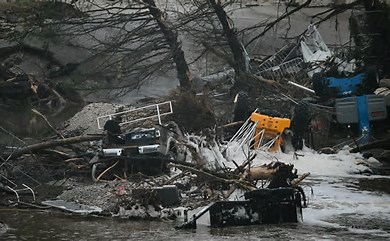 Sisters aged 13 and 11 sent “I Love You” text before dying in Texas Floods!