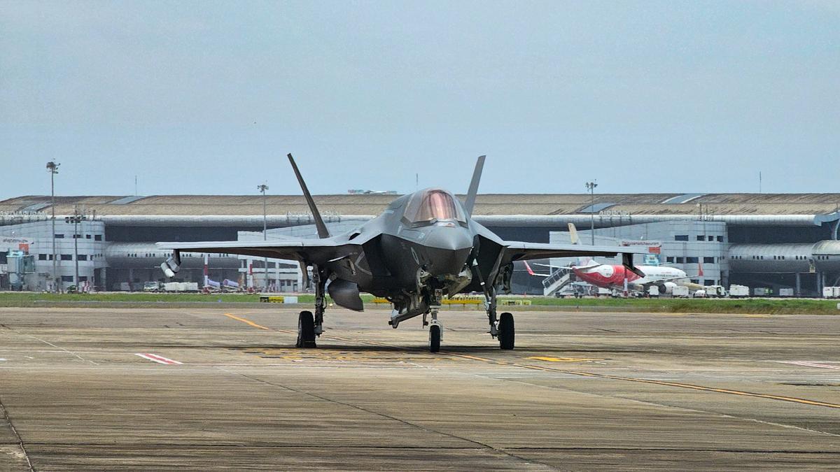 UK Fighter Jet grounded in Kerala set to fly home soon!
