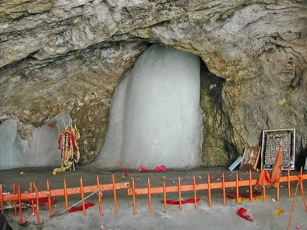  Whispers of the Himalayas: The Secret Shiva Shared in Silence 