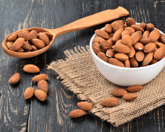 Daily almonds lower the stress! says experts.