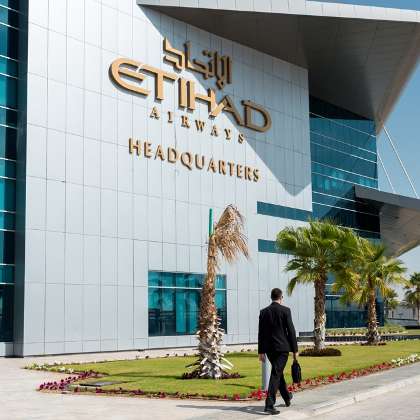 Etihad warns pilots on Boeing 787 fuel switch issue, Orders inspections!
