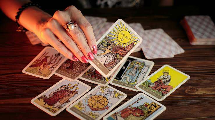 Today's tarot reading : It's time to be open and honest.