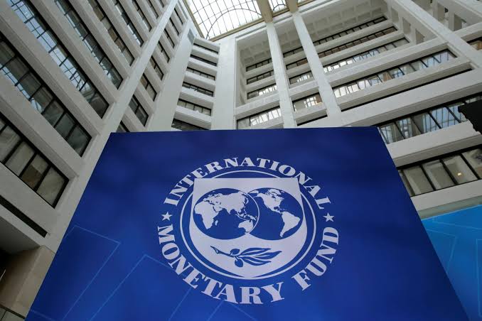 IMF highlights India’s resilience amid global uncertainty!