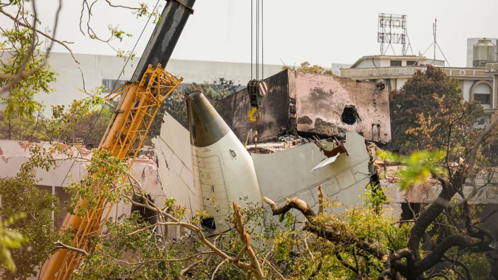New information reveals thrust failure suspected in deadly AI-171 crash