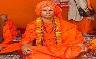 FIR registered against 113 individuals for attacking Mahamandaleshwar Kaushlendra Giri in UP s Ballia!