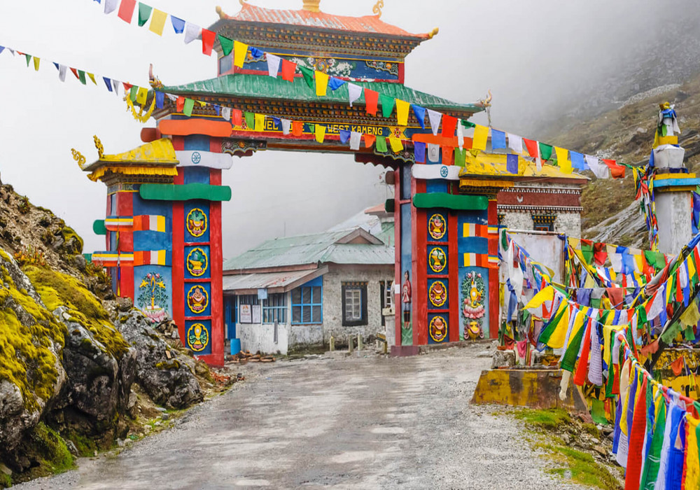 Arunachal Pradesh : Dawn-lit mountains await authentic exploration!