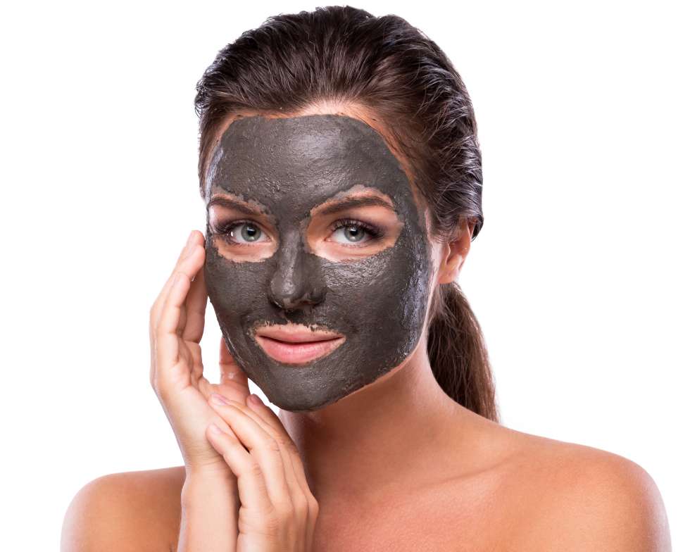 This mud mask pulls out years of skin damage—see what’s hiding in your pores