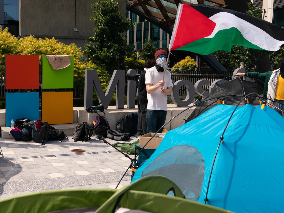 Microsoft fires four Employees over Protests against Israel ties