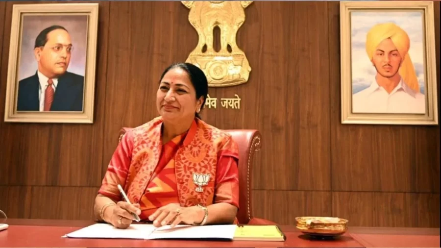 Delhi CM vows no Jhuggis will be demolished without Housing!