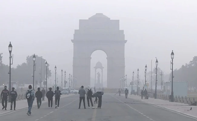 Delhi, Get the blankets out! IMD predicts coldest October Night today!