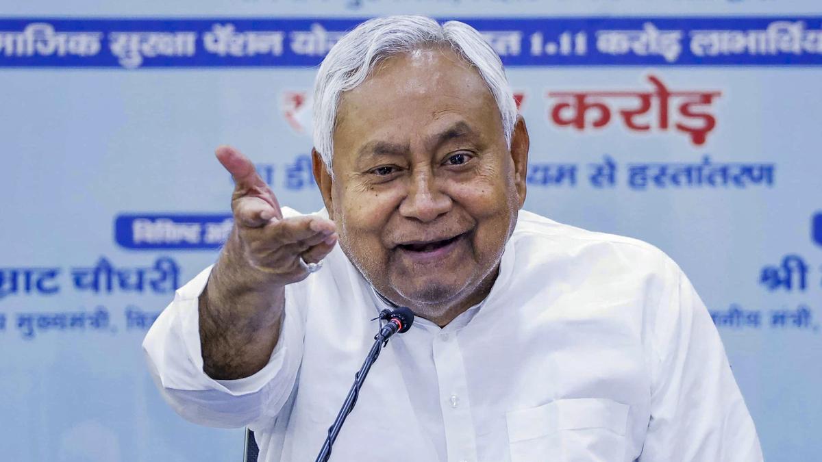 Free electricity in Bihar! CM Nitish drops big promises ahead of polls!
