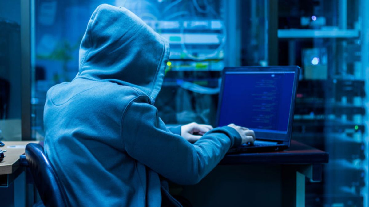 Pakistani hackers claim to hack sensitive Indian defence data!
