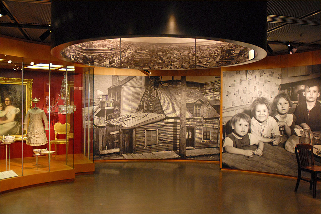McCord stewart museum : Dialogue between past and future!