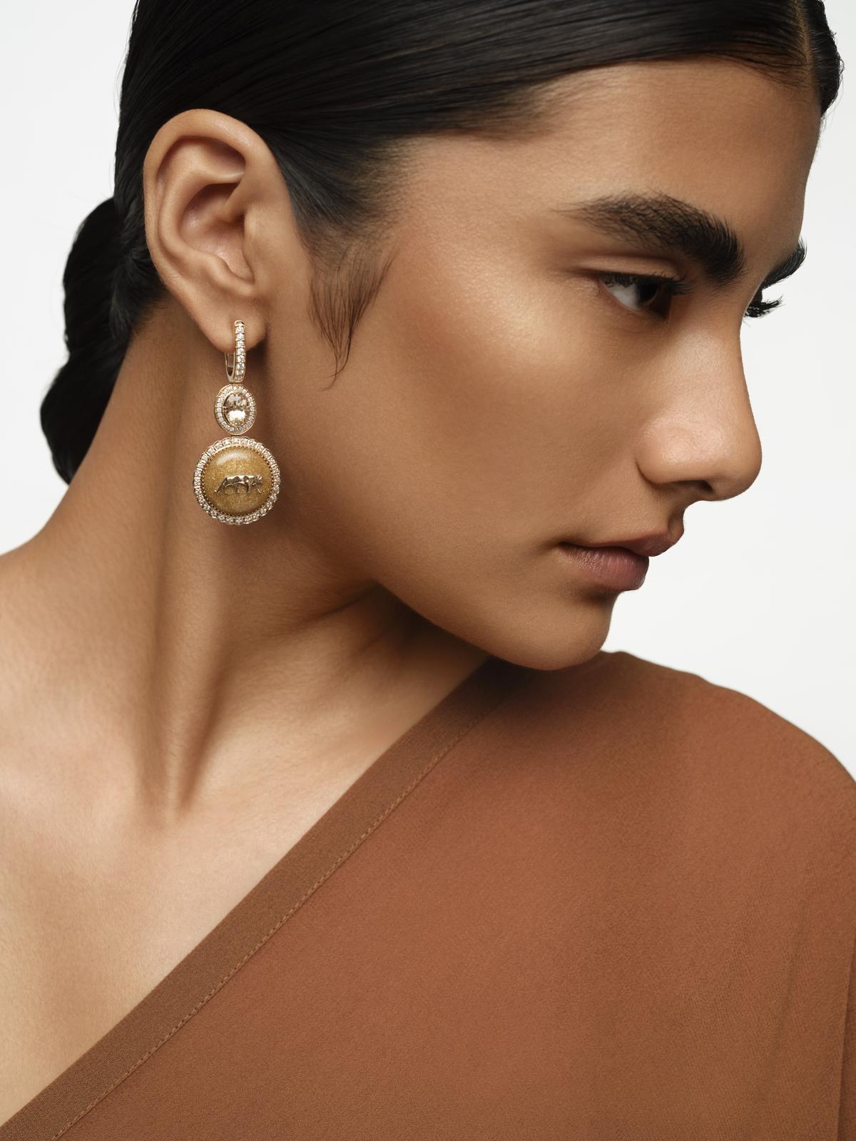 Sabyasachi Jewellery goes online for the first time via Tata CLiQ Luxury!
