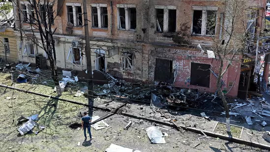 U.S. restarts arms shipments to Ukraine as Russia escalates attacks