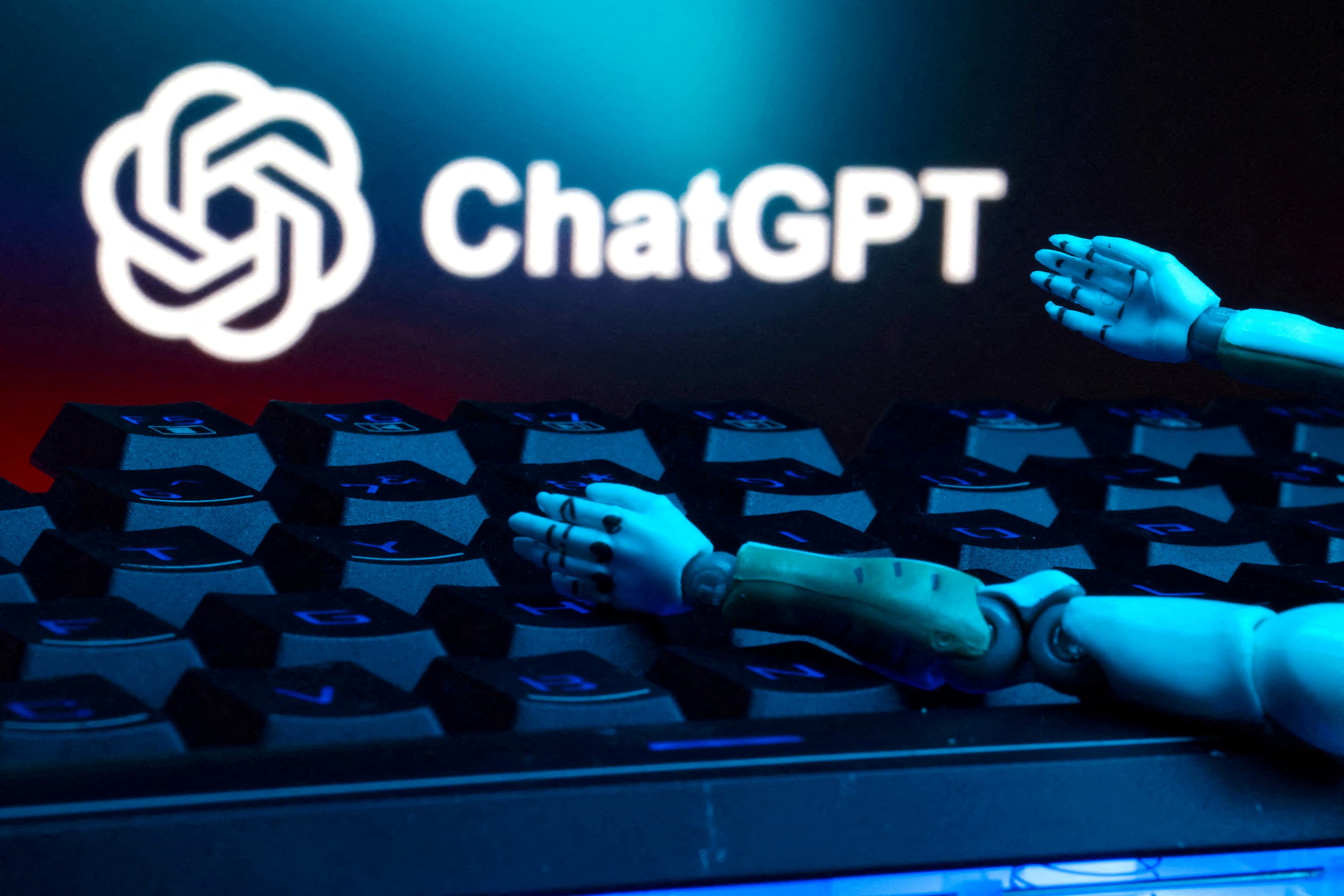 US Woman Uses ChatGPT to Pay Off $12,000 Debt in 30 Days!