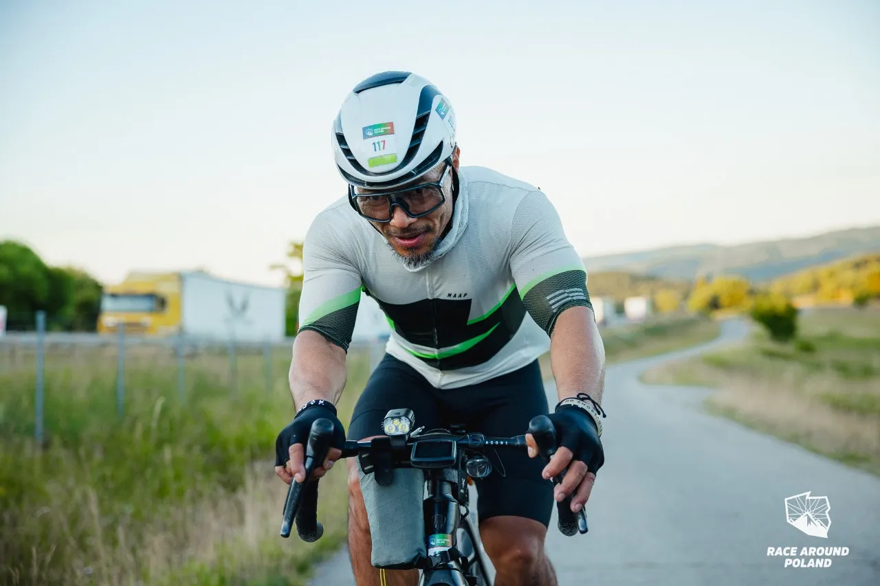 Who is John Gwite  the new conqueror of world’s toughest cycling race!