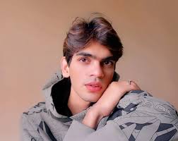 Saurabh pandey’s journey : From chawl struggles to self-acceptance!