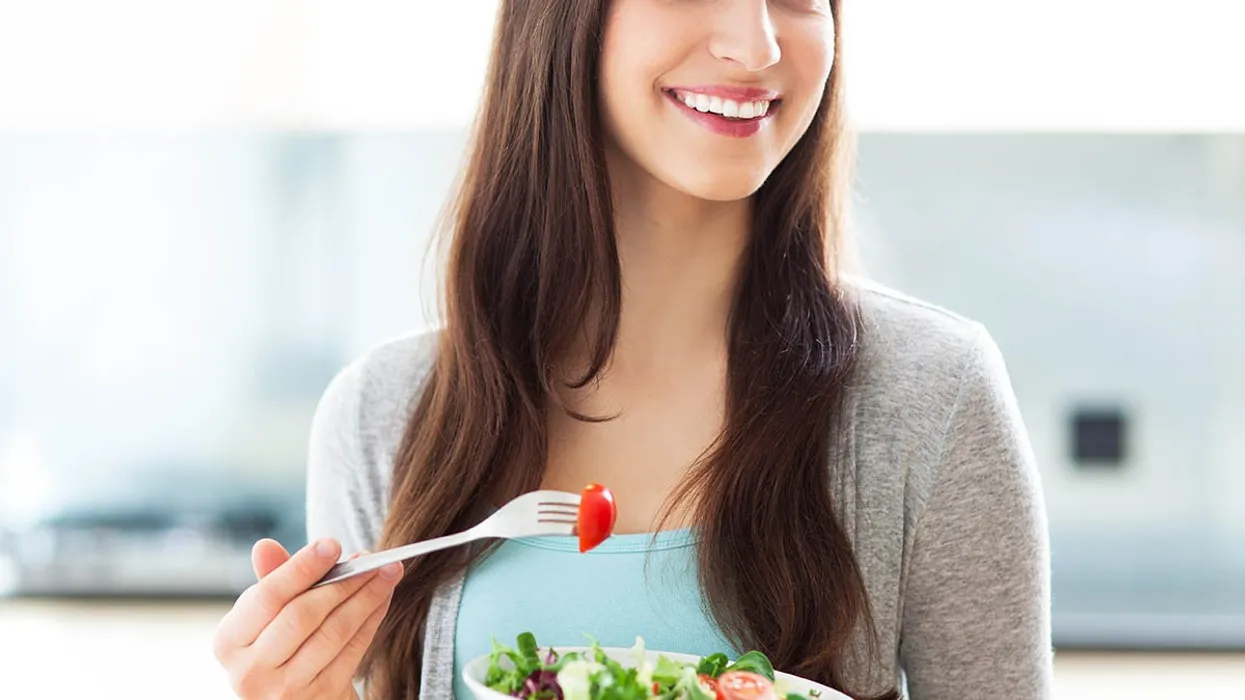Women, Eat These 5 Superfoods Daily to Stay Young and Fit Forever!