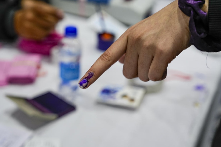 93 ex‑bureaucrats say Election Commission’s SIR exercise is one of the biggest threats to Indian democracy