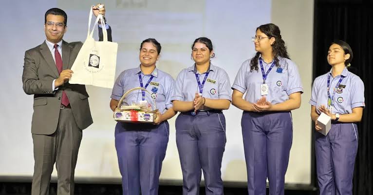 Teen Girls Launch Startup To Fight Plastic Waste!