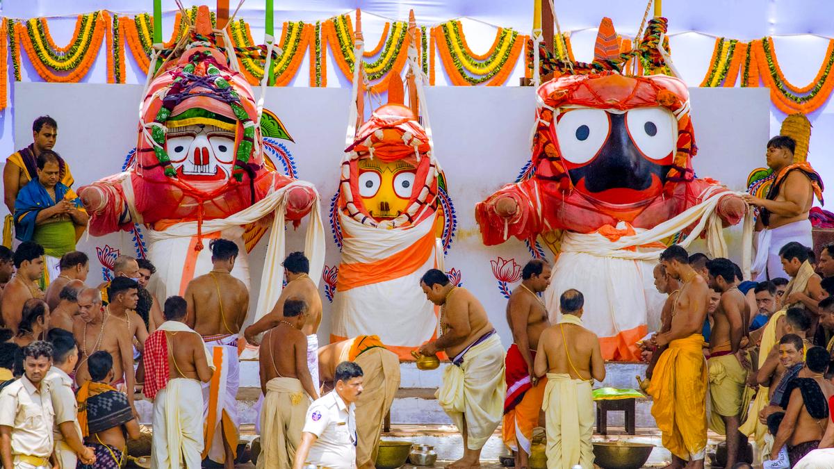 Puri overflows with devotion: Lakhs gather as Lord Jagannath  Falls ill  in rare snana ritual!
