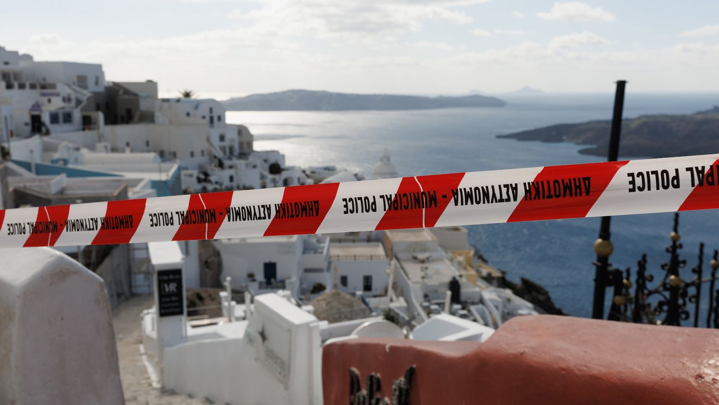 Tsunami alert activated for Greece after magnitude 6 earthquake