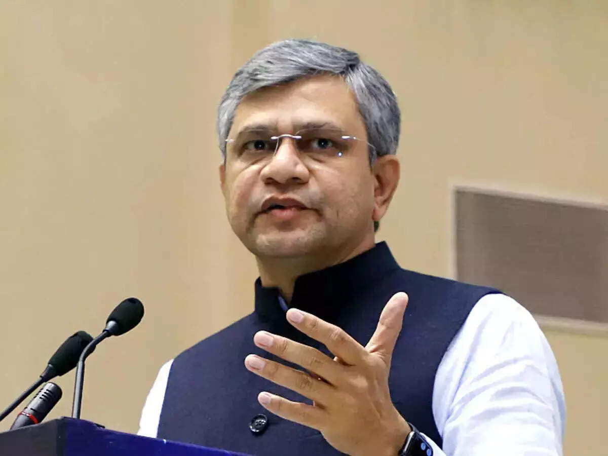 Railways 2.0: Ashwini Vaishnaw Unveils 'Rail Tech Policy' to Mainstream Startup Innovation!