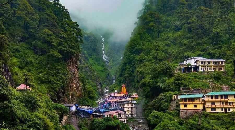 These stunning Uttarakhand hill towns are perfect for your next trip...