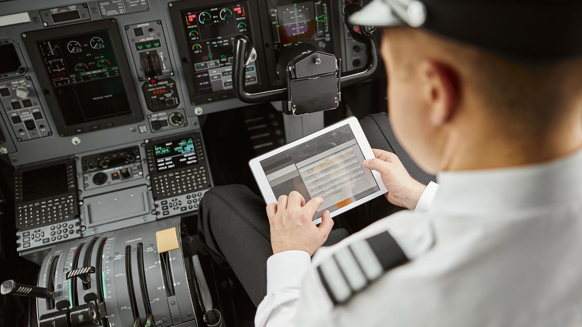 Delhi skies Under Attack? Airlines report a week of severe GPS Spoofing!