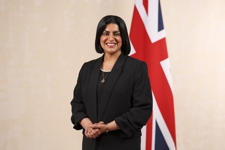 Pak-Origin Home Secretary Wins Far-Right Praise!