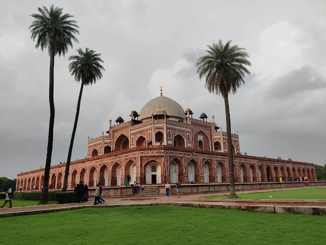 Nine iconic Monuments in India built by women rulers!
