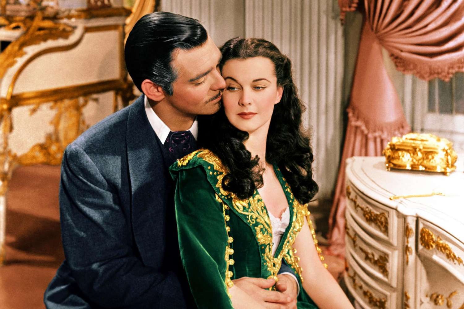 7 iconic Oscar-winning films you must watch!