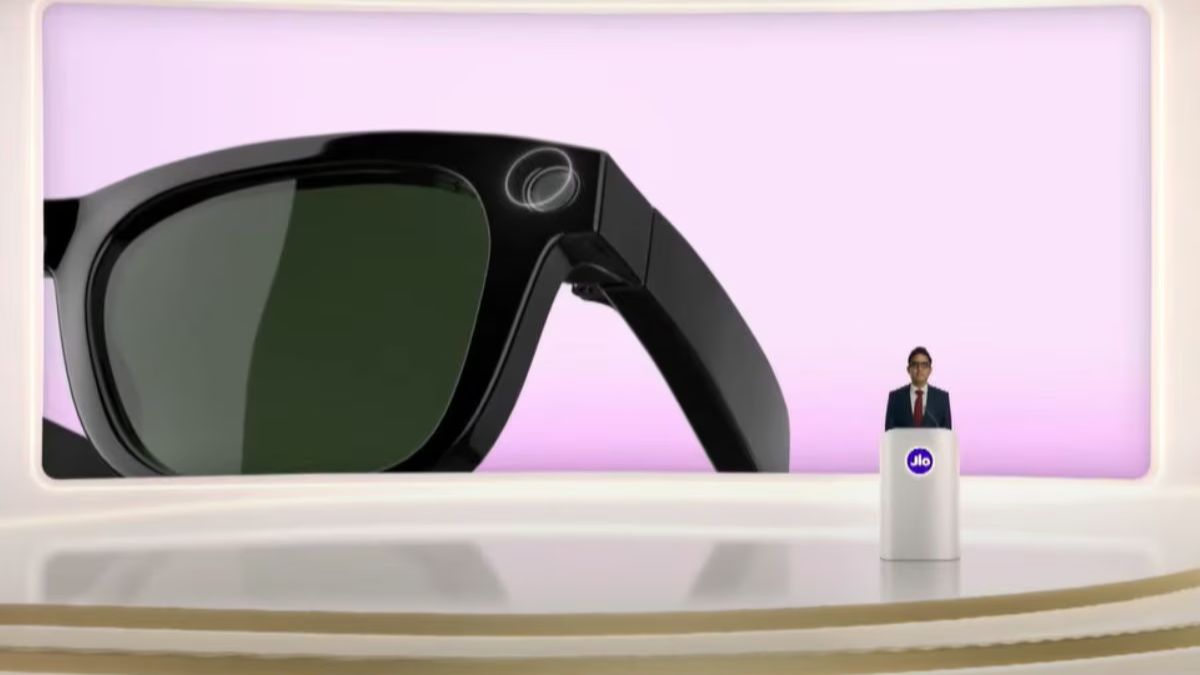 This Indian wearable could change the way we see AI forever!