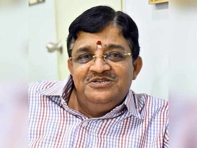 DMK appoints Brahmin leader V. Maitreyan to post!